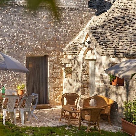 לוקורוטונדו Trulli E Masseria Ianella מראה חיצוני תמונה