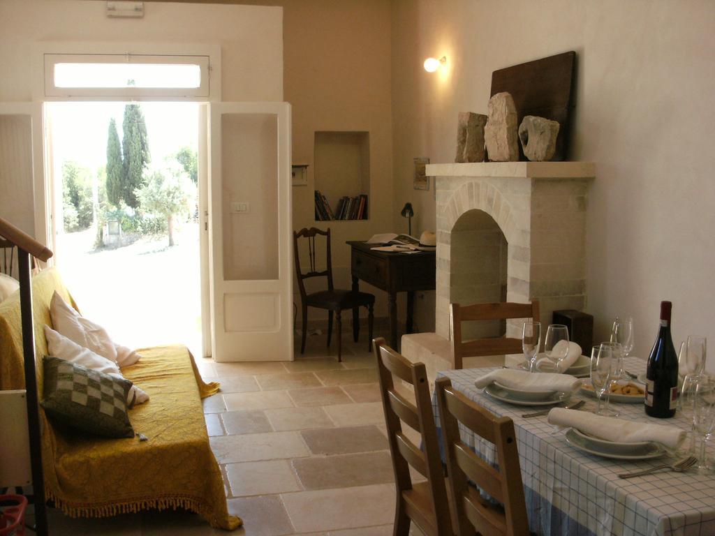 לוקורוטונדו Trulli E Masseria Ianella מראה חיצוני תמונה