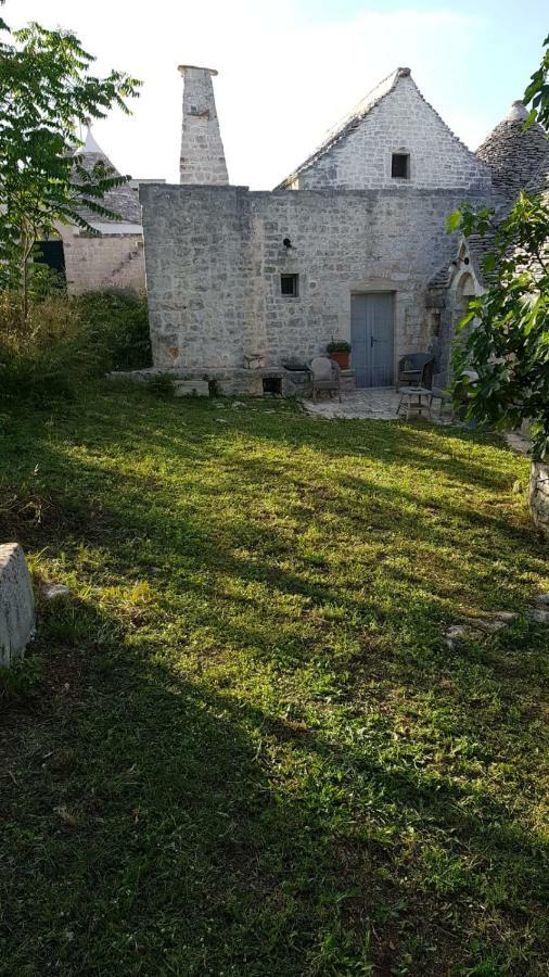 לוקורוטונדו Trulli E Masseria Ianella מראה חיצוני תמונה