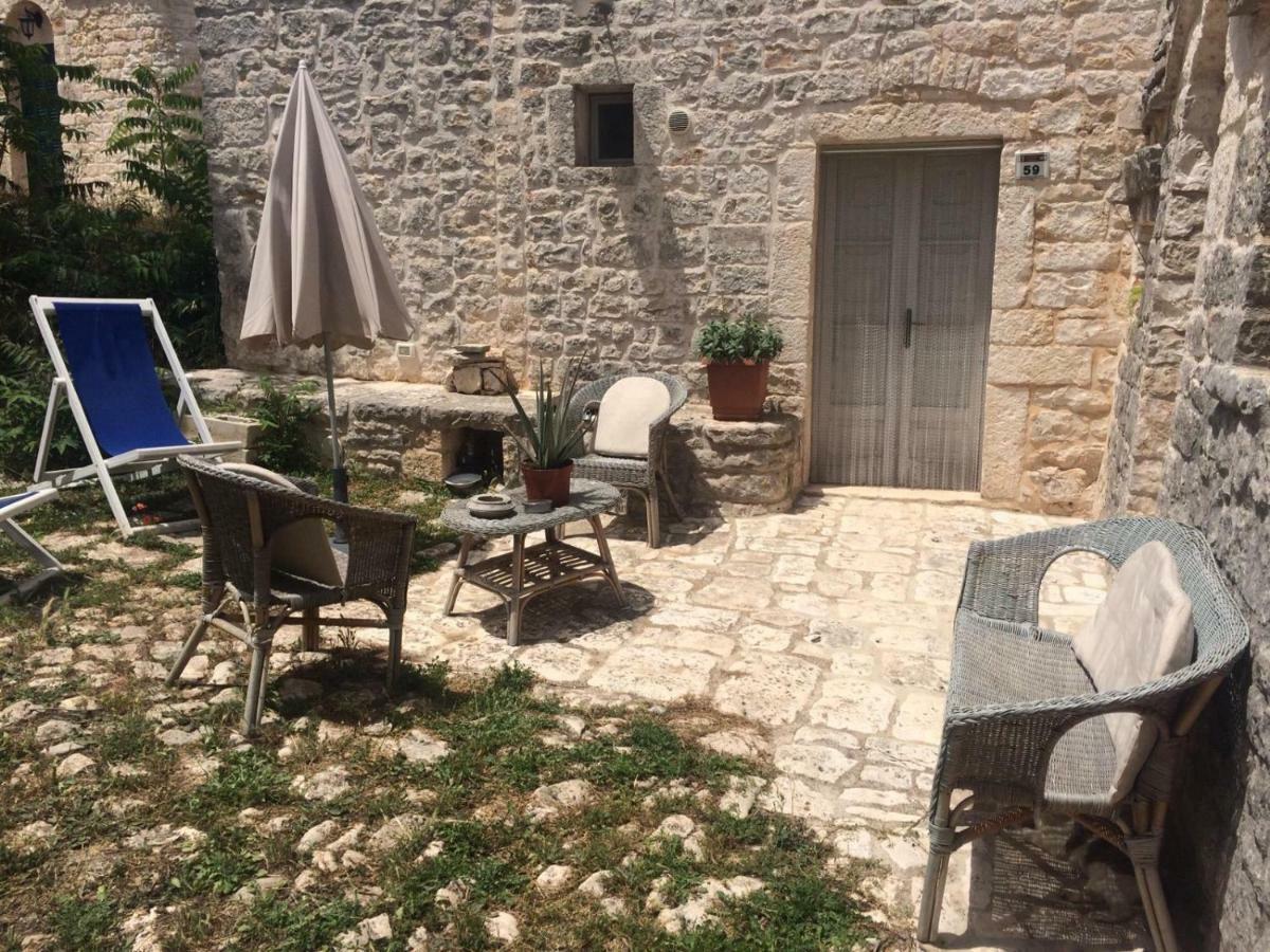 לוקורוטונדו Trulli E Masseria Ianella מראה חיצוני תמונה