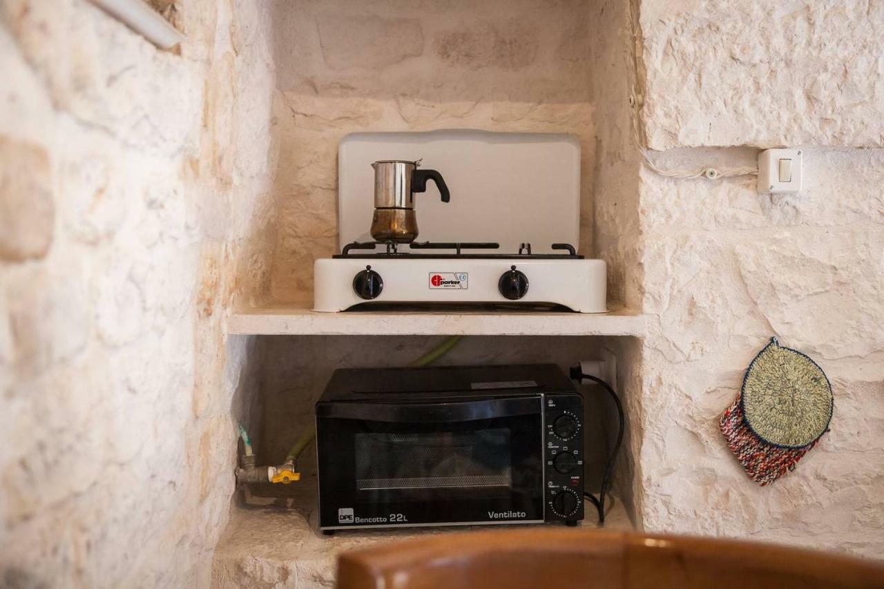 לוקורוטונדו Trulli E Masseria Ianella מראה חיצוני תמונה
